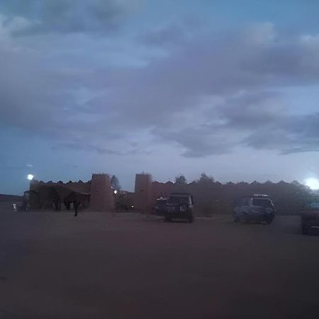 Auberge Dinosaur Sahara Maroc Tafraoute Sidi Ali Bagian luar foto